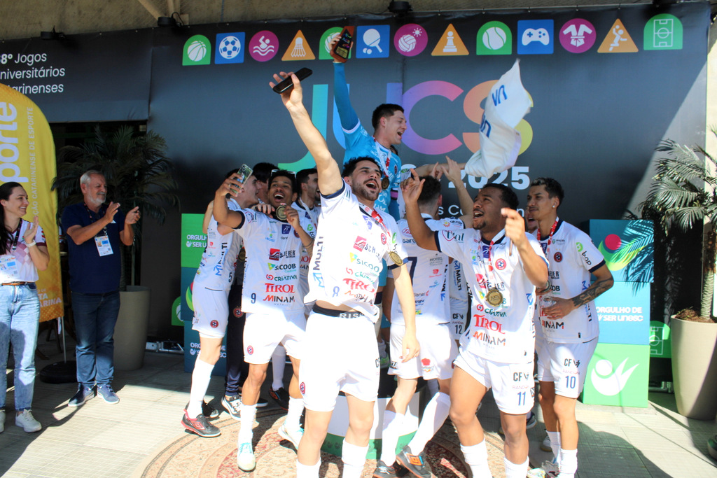 Fotos: Décio Batista, Marciano Bortolin e Mayara Cardoso/Agecom/Unesc