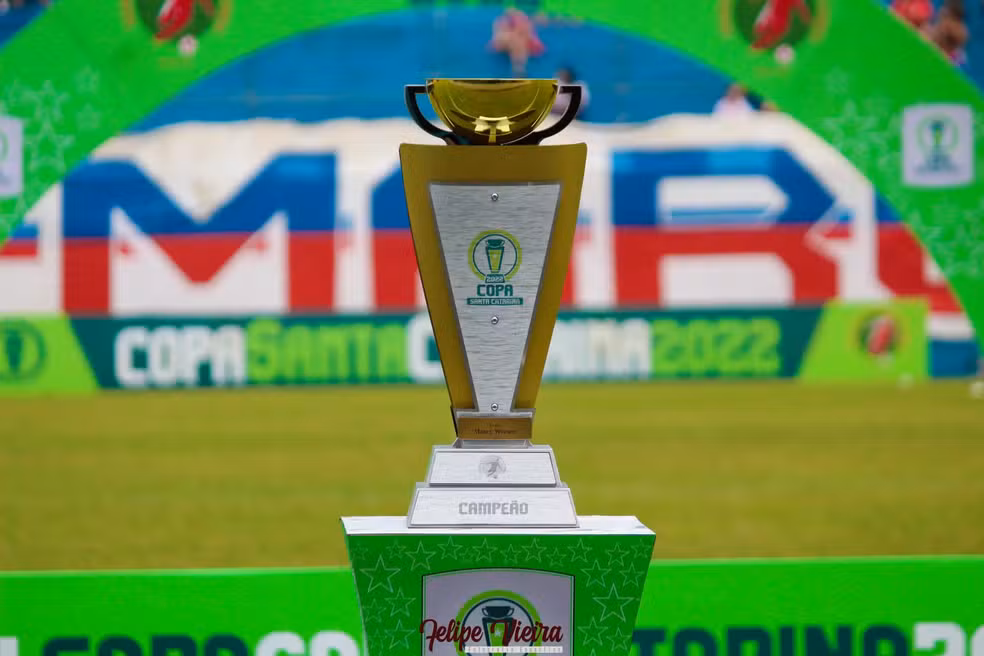 Taça Copa Santa Catarina — Foto: Felipe Vieira/CNMD