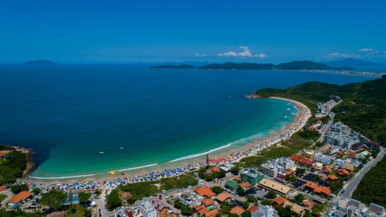 Praia de Quatro Ilhas - Foto: Divulgação