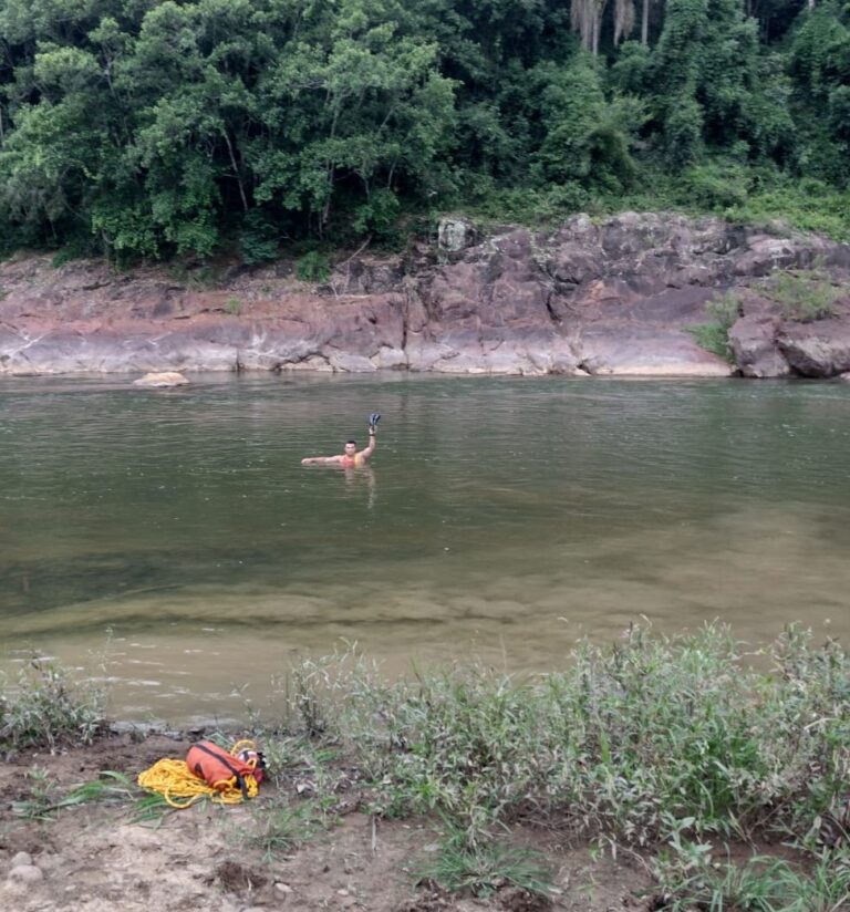 Local onde o corpo foi localizado - Foto Divulgação CBMSC