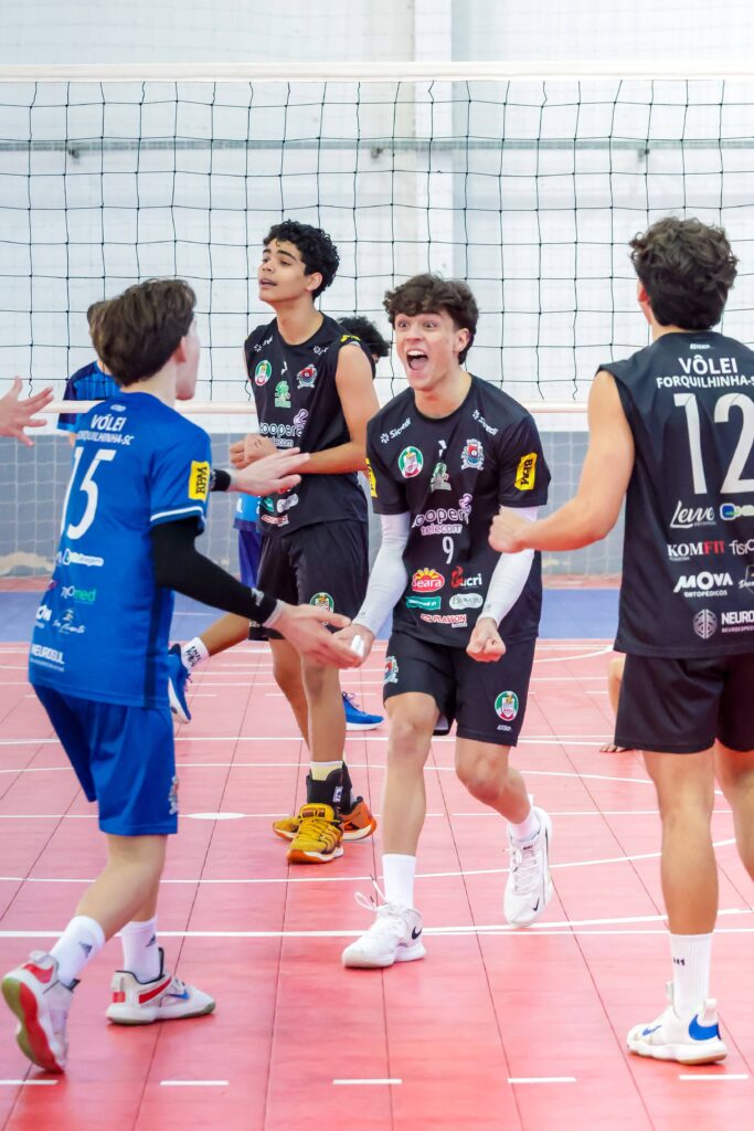 Fotos: Divulgação/Vôlei de Forquilhinha 