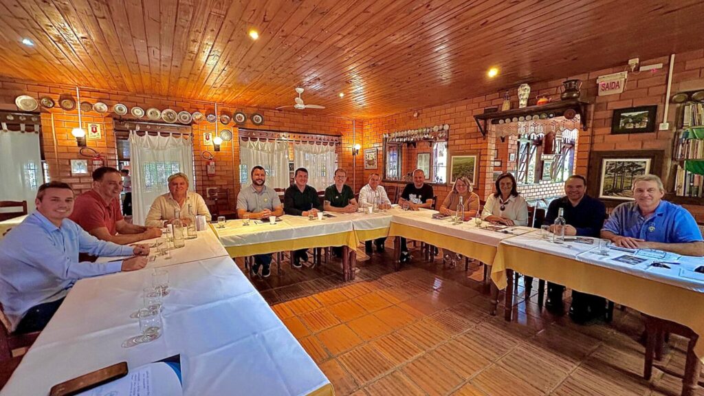 Primeiro encontro foi realizado na Vinícola Mazon em Urussanga - Foto: Divulgação